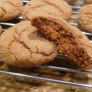 Vegan Apple Ginger Molasses Cookies