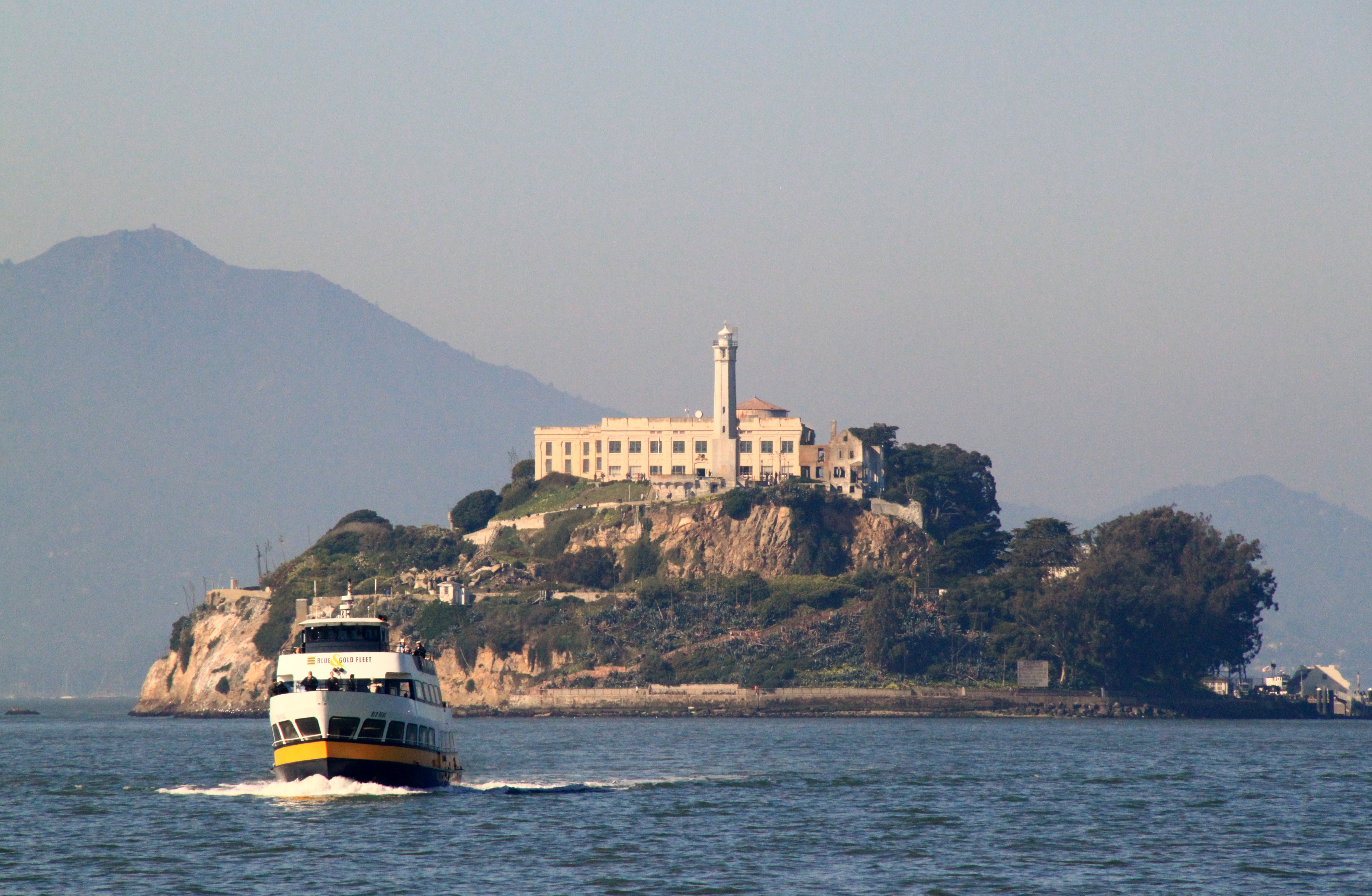 alcatraz boat