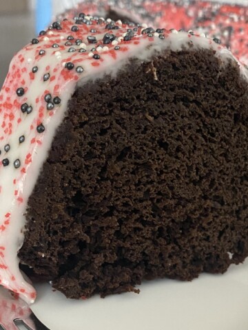 black velvet cake