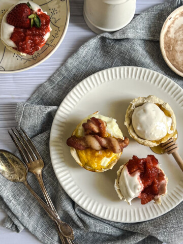 gluten free biscuit cup fruit cream bacon sausage egg cheese hollaindaise benedict dairy free fodmap